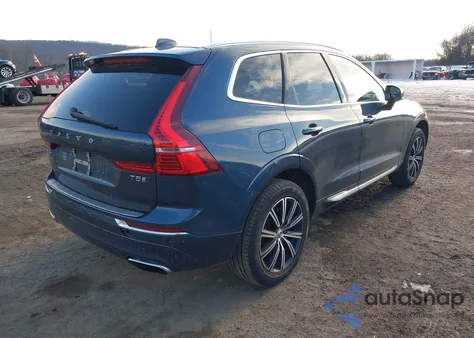 2020 Volvo Xc60 T5 Inscription z USA, uszkodzony, nr VIN YV4102RL4L1468435